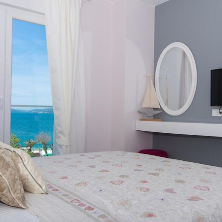 Apartments Soho Trogir Room photo